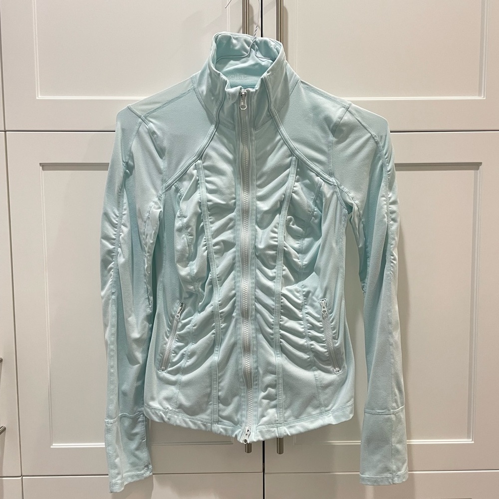 LIGHT BLUE RUCHED ZIP UP WORKOUT JACKET